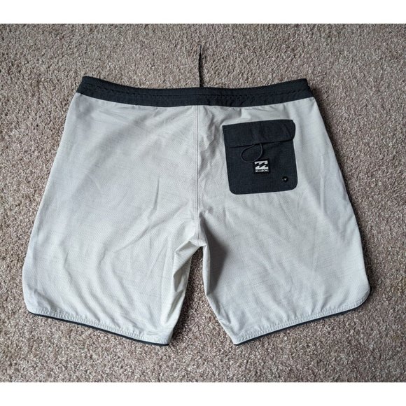 BILLABONG Swim Lo Tides Board Shorts Trunks Gray Striped Drawstring sz 38 - Picture 2 of 11